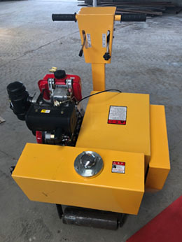 手扶式單輪壓路機