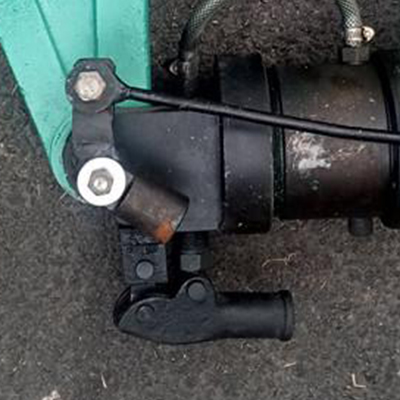 液壓擠孔機(jī)細(xì)節(jié)2