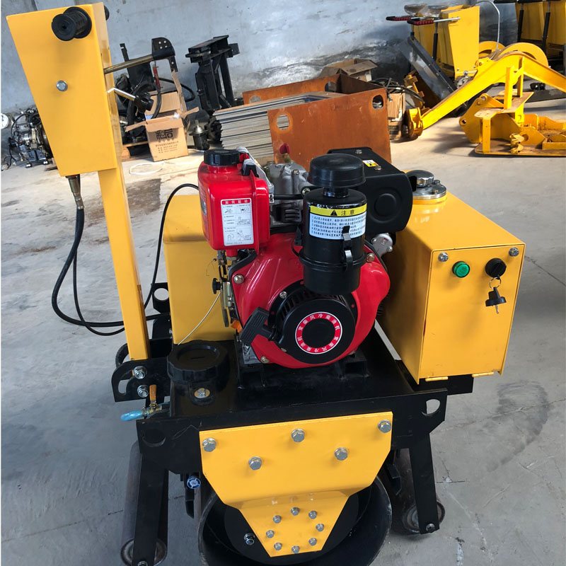 手扶式雙輪壓路機